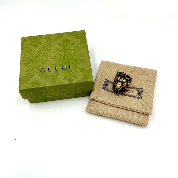 Gucci Gold Lion Motif Ring #1086